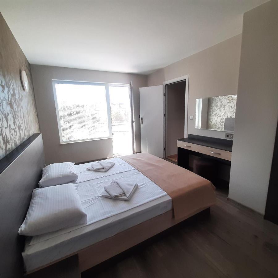 Gradina Hotel Chernomorets Ngoại thất bức ảnh